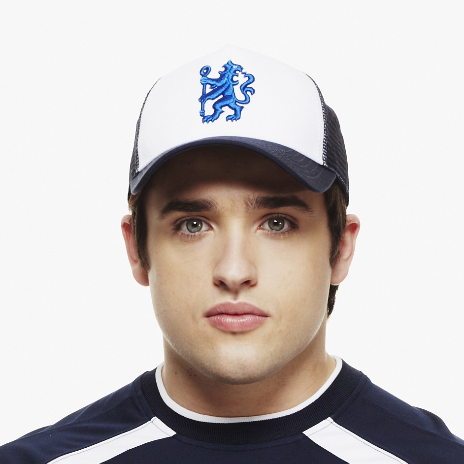 Chelsea Lion Trucker Cap WhiteNavy