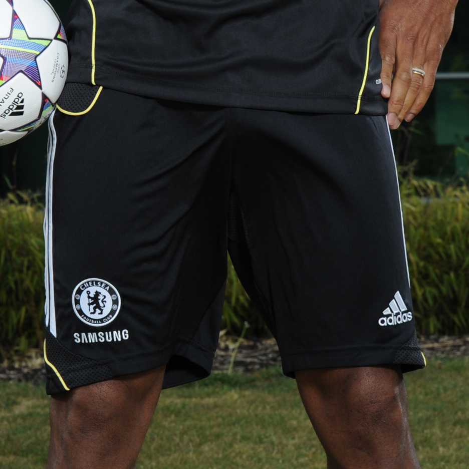 Chelsea Training Short BlackWhiteIntense Lemons