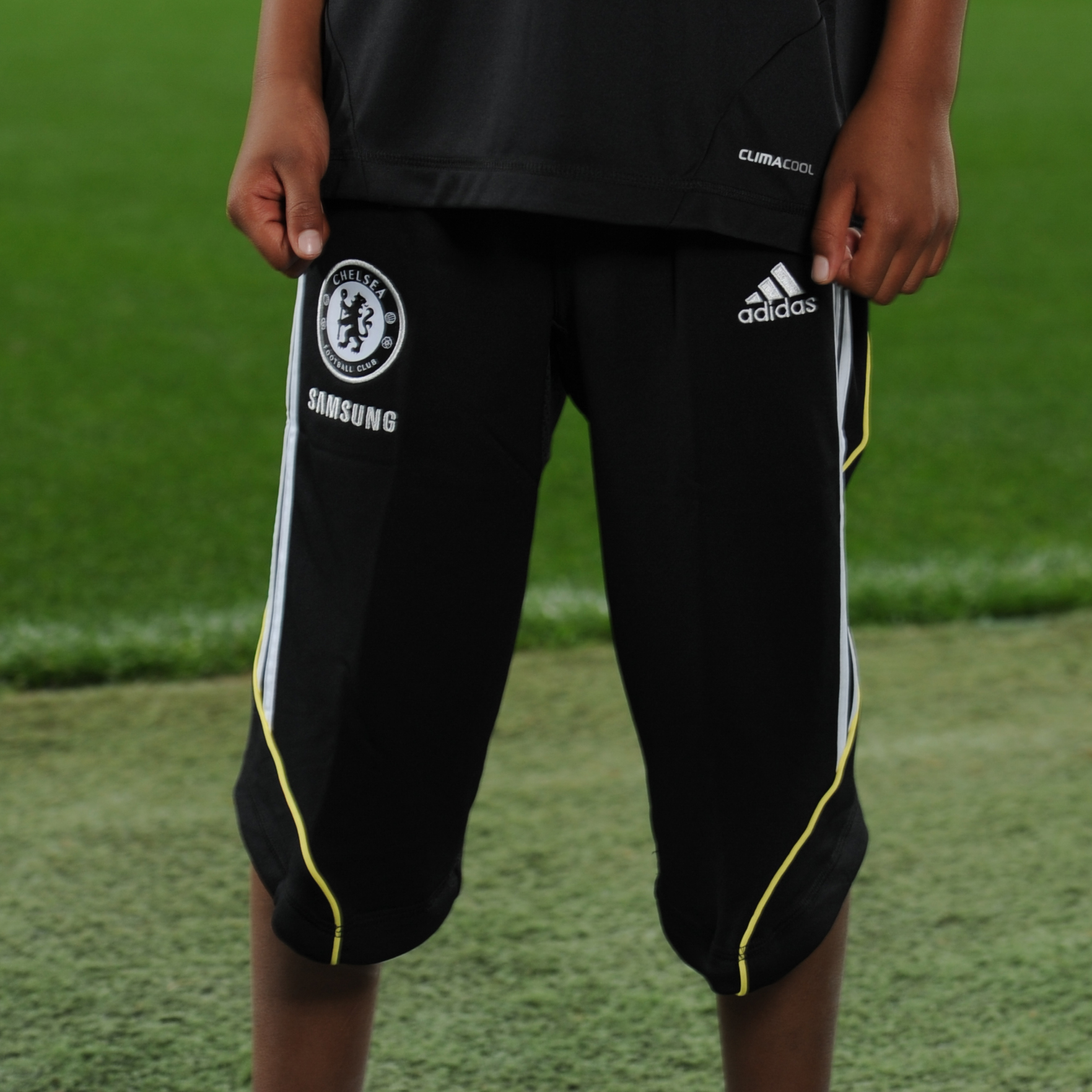 Chelsea Training 34 Pant BlackWhiteIntense LemonsWhite Kids
