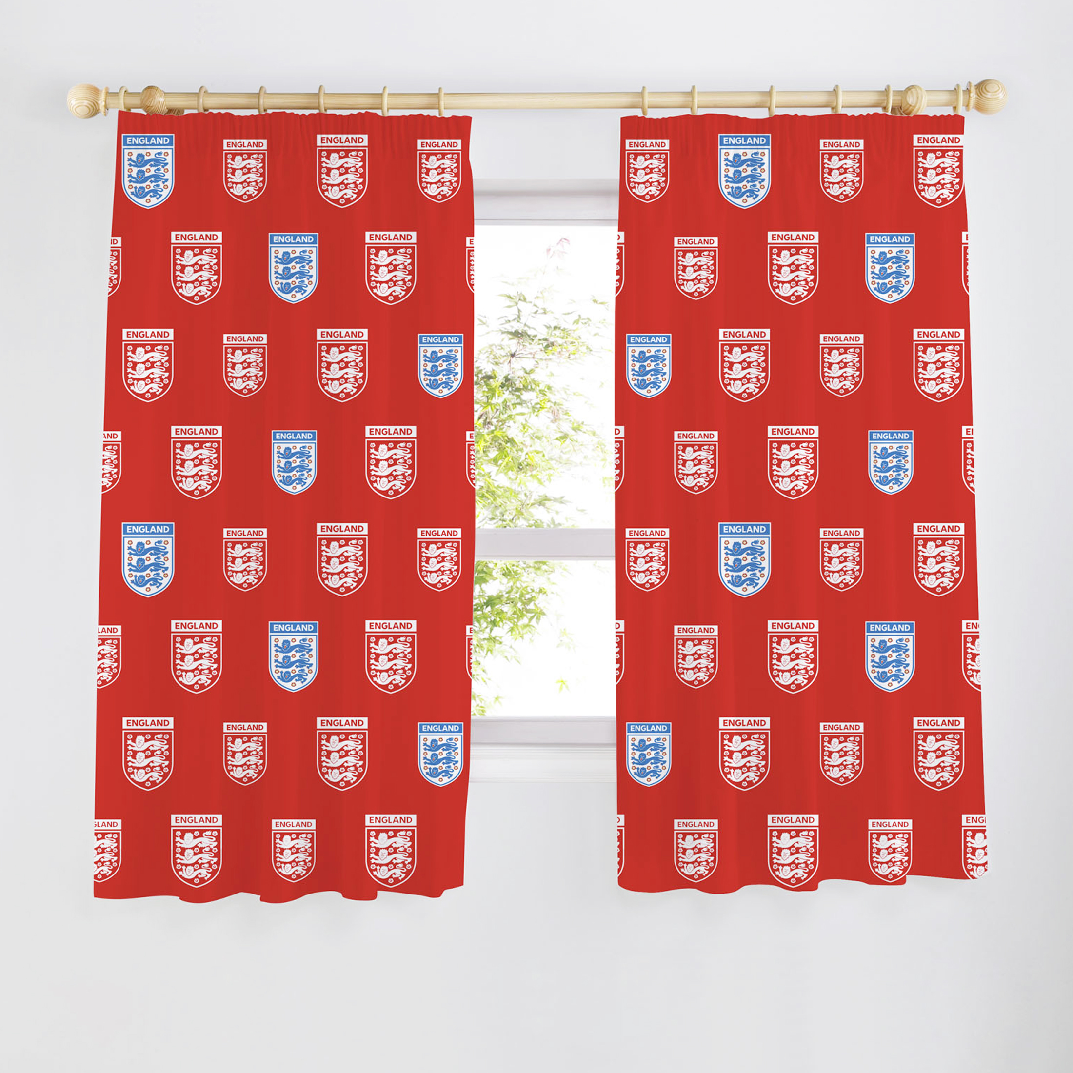 England FA Crest Curtains 72 inch - Red