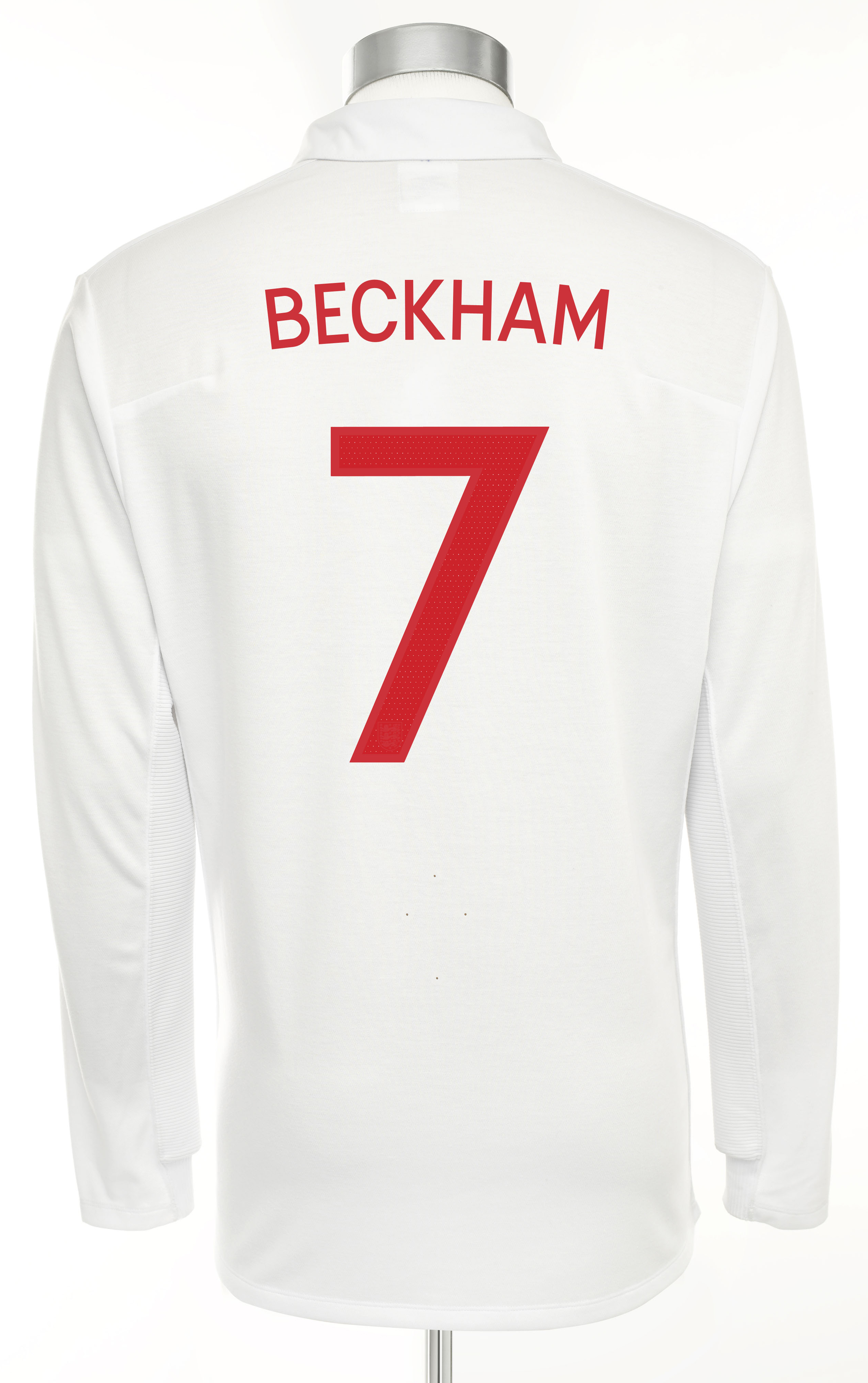 England Home Shirt 2009/10 with Beckham 7 printing - L/S