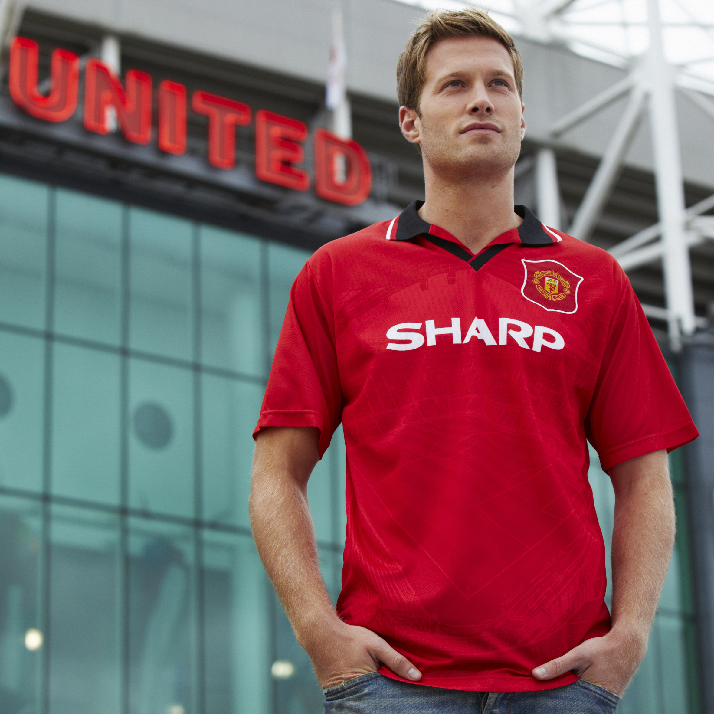 Retro Manchester United Shirt