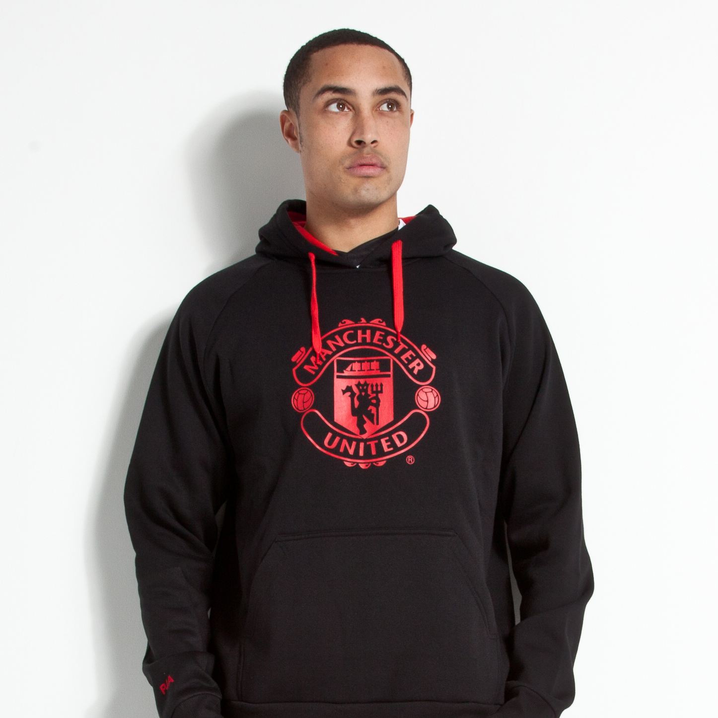 Manchester United Essentials OTH Graphic Hoody - Black