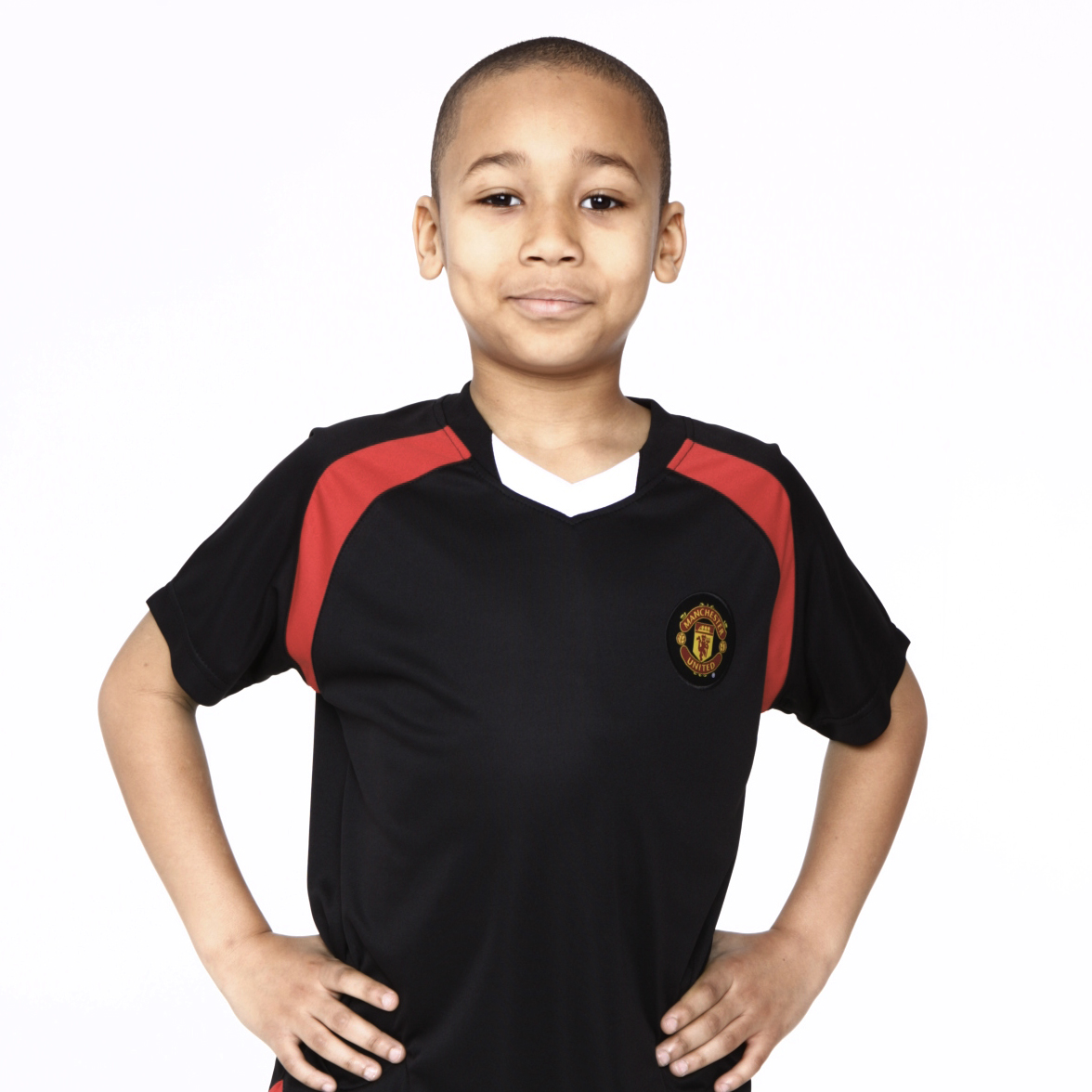Manchester United Essentials V Neck Poly Panel T-Shirt - Black - Boys.